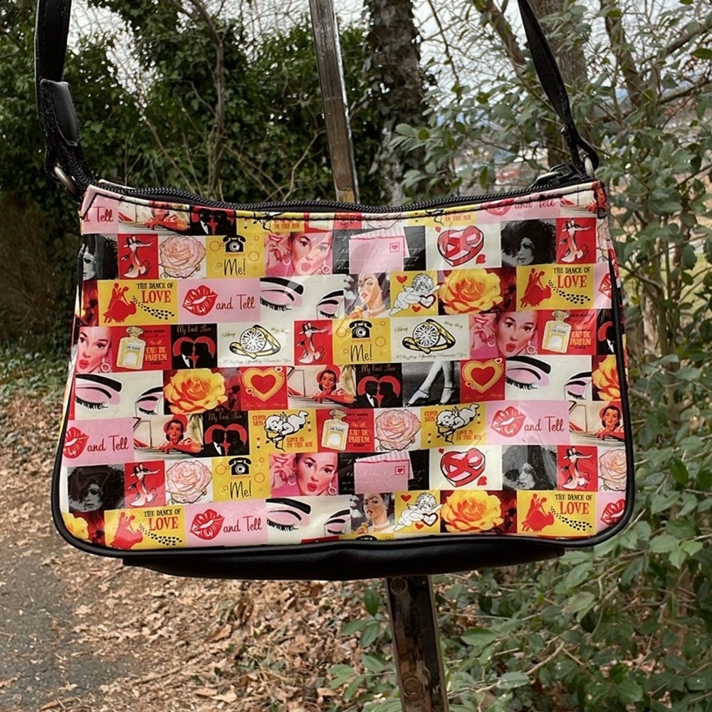 Relic Colorful Handbag Purse Short Strap Kiss & Tell Phone Me The Dance of Love - Picture 7 of 16